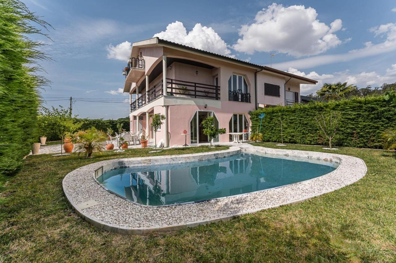 Guest H4u - Garden & Pool Holiday home Povoa de Varzim