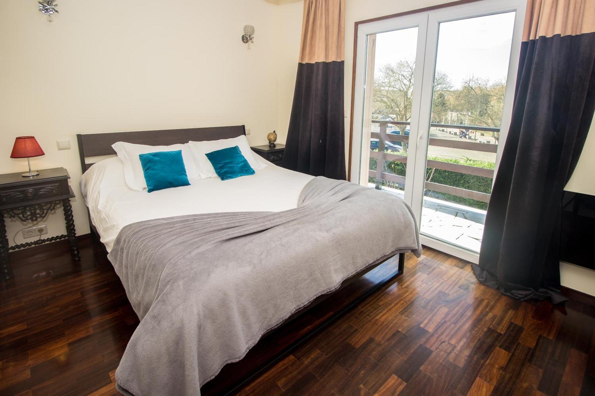 Guest H4u - Garden & Pool * Povoa de Varzim