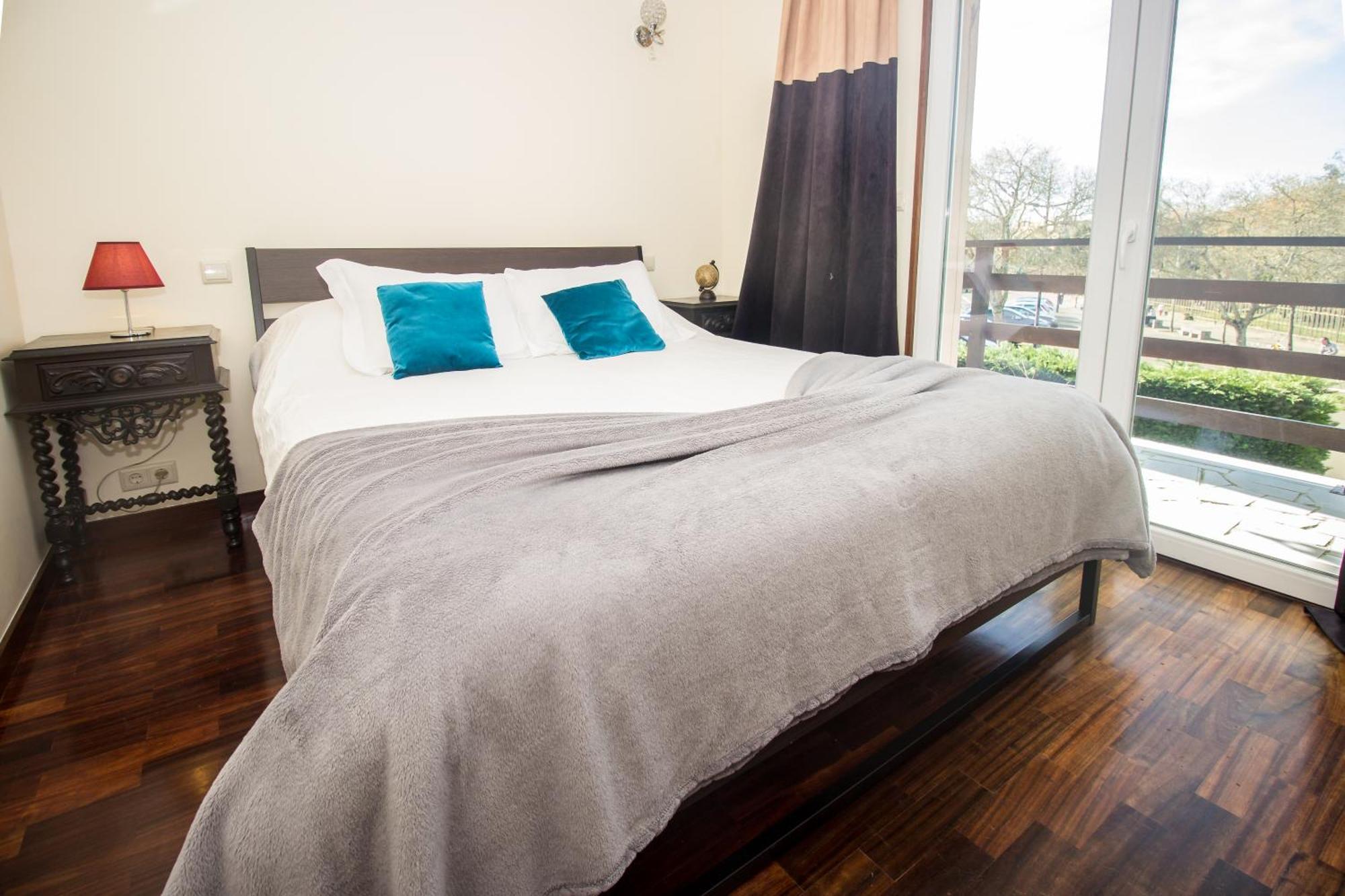 Guest H4u - Garden & Pool Povoa de Varzim